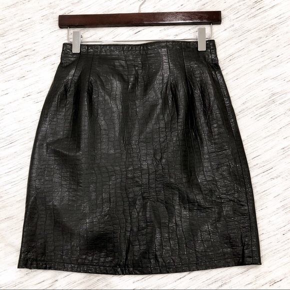 henri bendel Dresses & Skirts - Henri Bendel Snake Embossed Real Leather Skirt 4